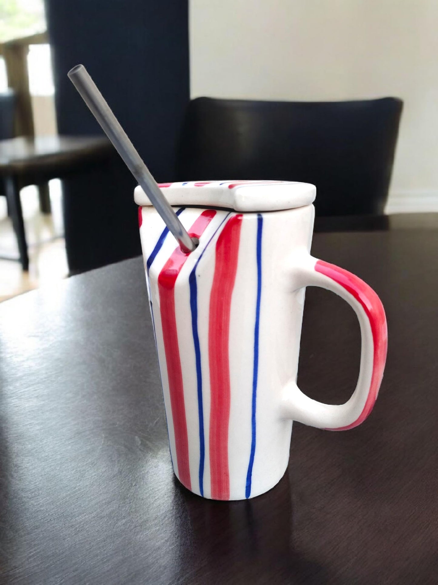 OCEAN STORE Hand-Painted Ceramic Tumbler Mug with Spill-Proof Lid & Stainless Steel Straw (450ml) – Reusable Coffee & Tea Travel Cup – Red & Blue Striped Artisan Drinkware (Pack of 1) (Pack of 1)