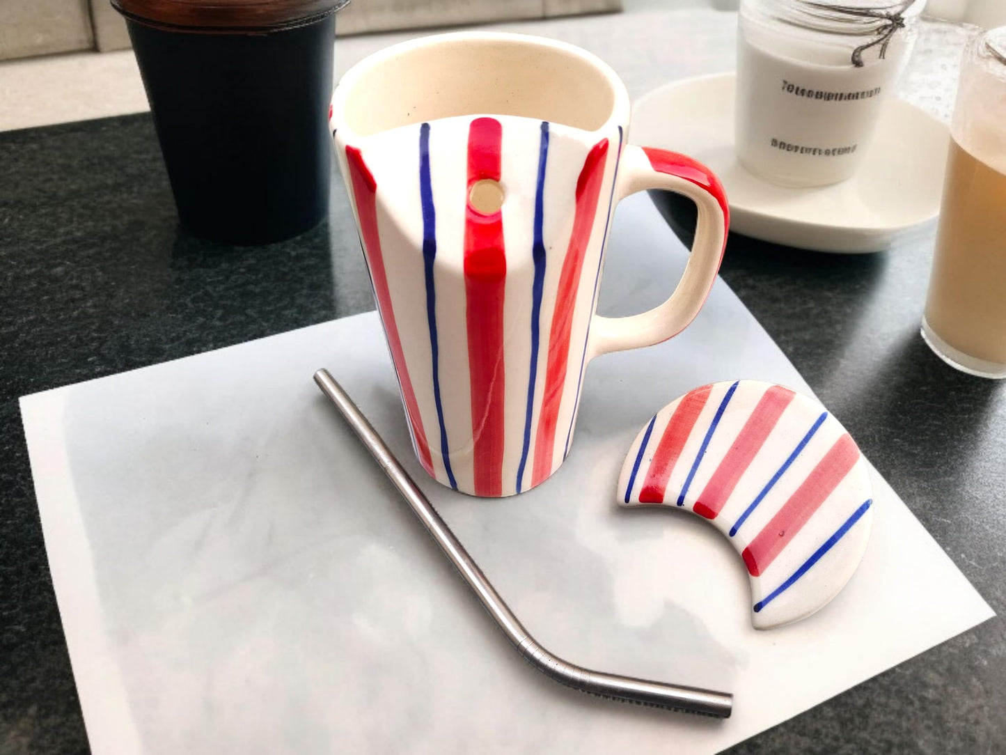 OCEAN STORE Hand-Painted Ceramic Tumbler Mug with Spill-Proof Lid & Stainless Steel Straw (450ml) – Reusable Coffee & Tea Travel Cup – Red & Blue Striped Artisan Drinkware (Pack of 1) (Pack of 1)