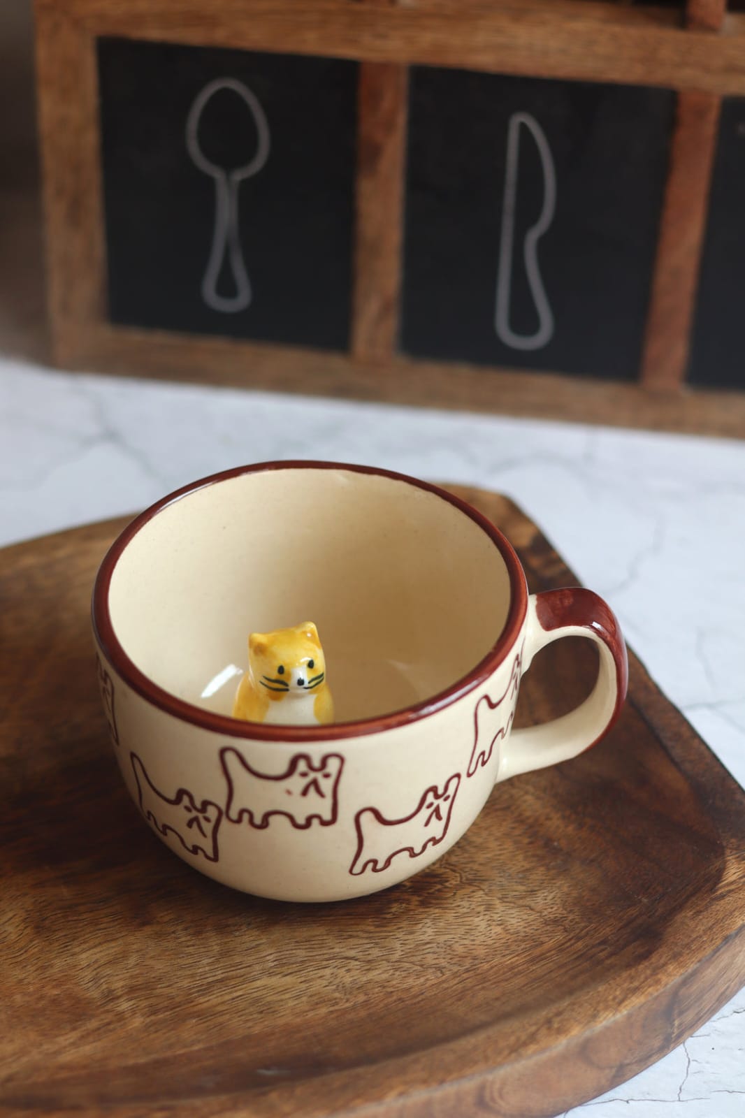 OCEAN STORE Large Cute Cat Surprise Ceramic Coffee Mug/Tea Cup - 3D Hidden Animal Figurine Inside | Microwave & Dishwasher Safe, Lead-Free | Perfect for Gifting (Cream/Brown) (1, 280ml Capacity)